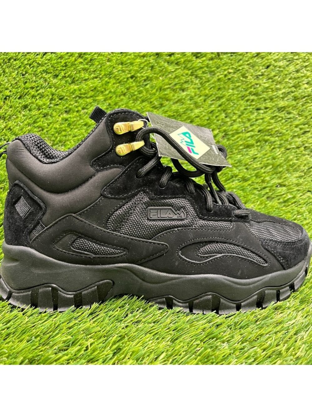 Fila Ray Tracer TR 2 Mid Boys Size 6.5Y Black Athletic Walking Shoes Sneakers